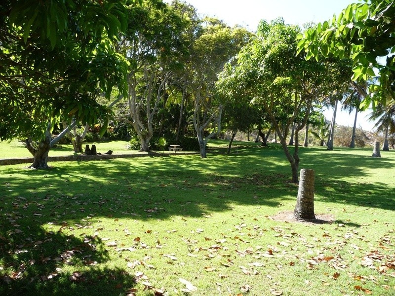 53 Murrays Bay Road, Bowen QLD 4805