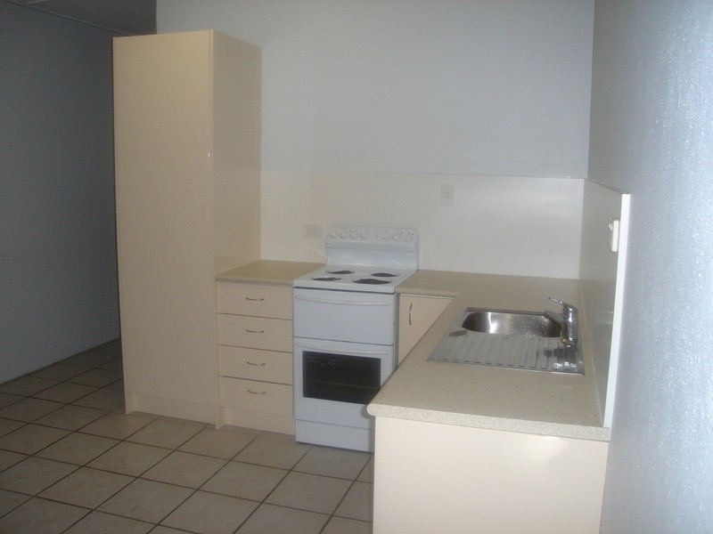 10 Marshall Street, Bowen QLD 4805