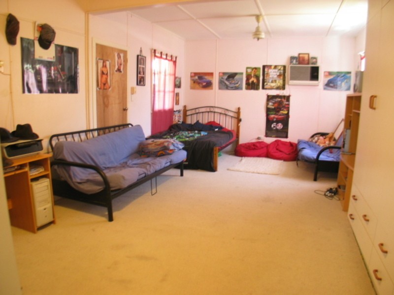 108 Gregory Street, Bowen QLD 4805