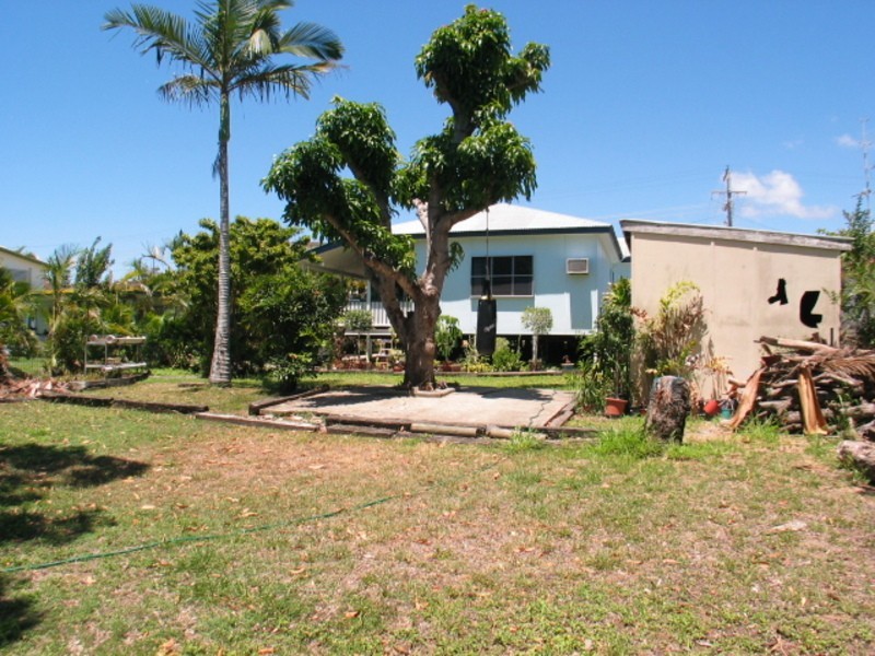108 Gregory Street, Bowen QLD 4805