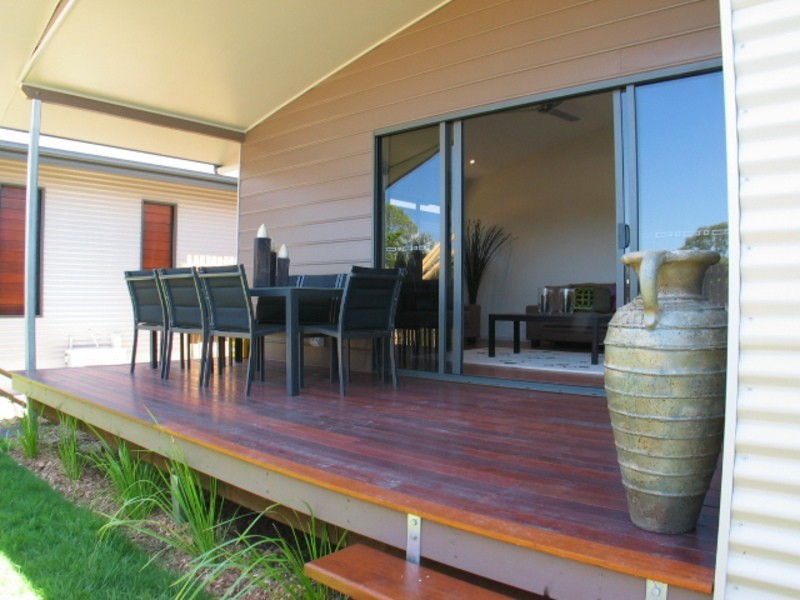 2/32 St Kilda Street, Bowen QLD 4805