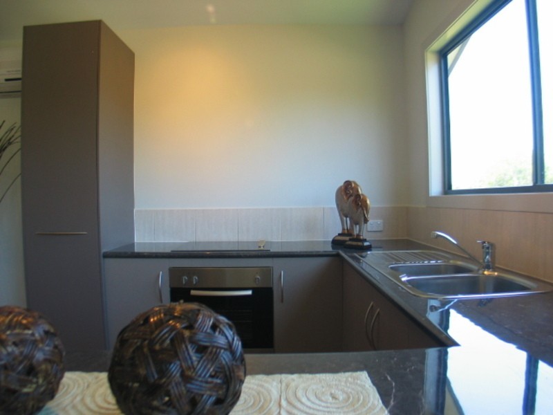 2/32 St Kilda Street, Bowen QLD 4805