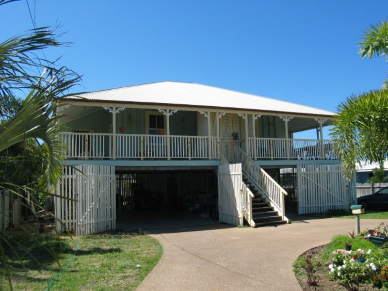 16 Thomas Street, Bowen QLD 4805