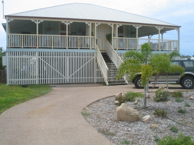 16 Thomas Street, Bowen QLD 4805