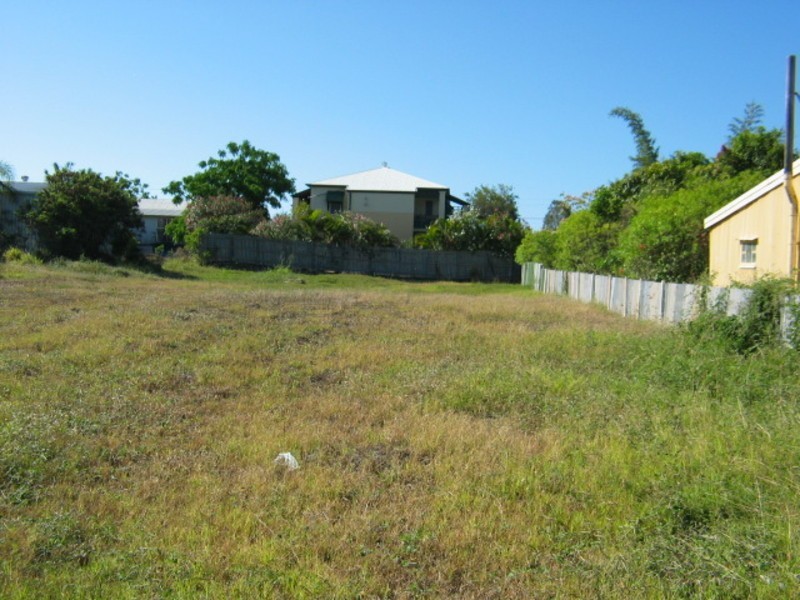 12 Williams Street, Bowen QLD 4805
