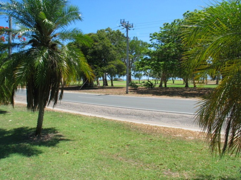 19 Golf Links Road, Bowen QLD 4805