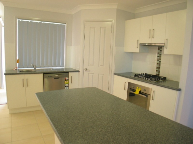 1/1 Cullen Close, Bowen QLD 4805