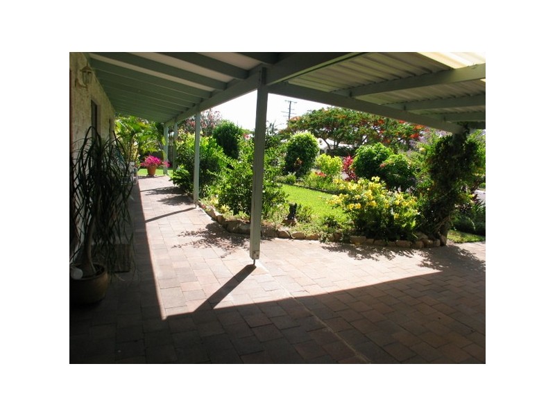 18 Marshall Street, Bowen QLD 4805