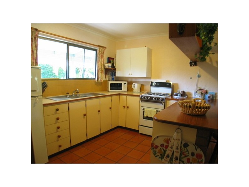18 Marshall Street, Bowen QLD 4805