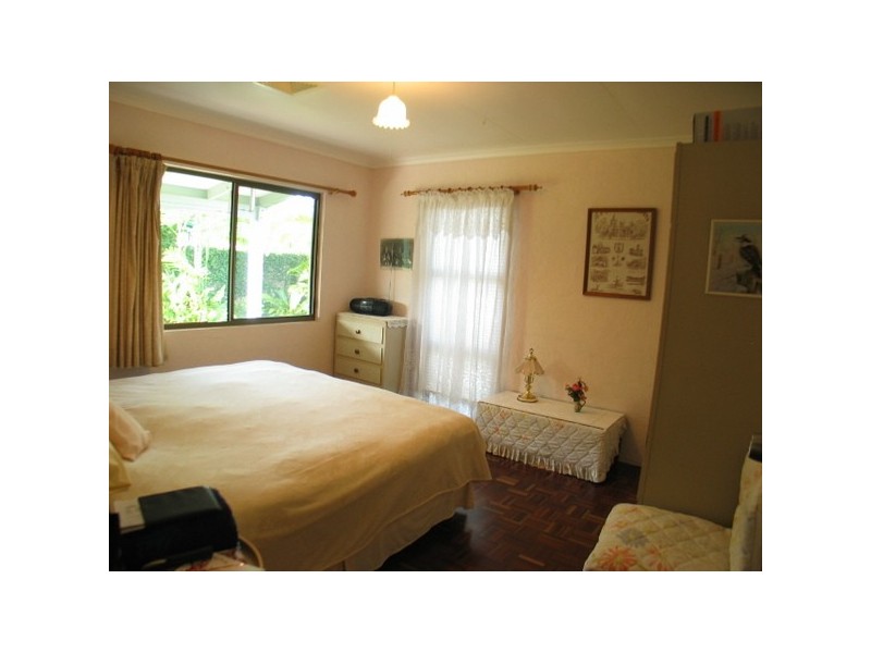 18 Marshall Street, Bowen QLD 4805
