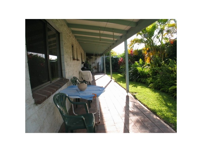 18 Marshall Street, Bowen QLD 4805
