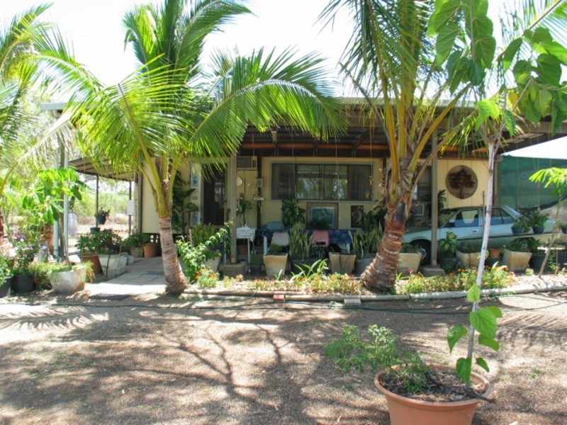 18501 Bruce Highway, Bowen QLD 4805