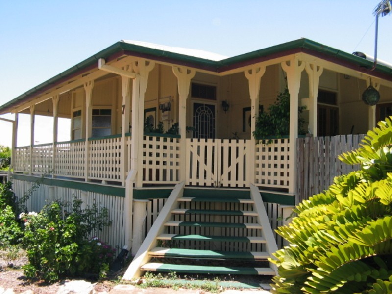 7 Hay Street, Bowen QLD 4805