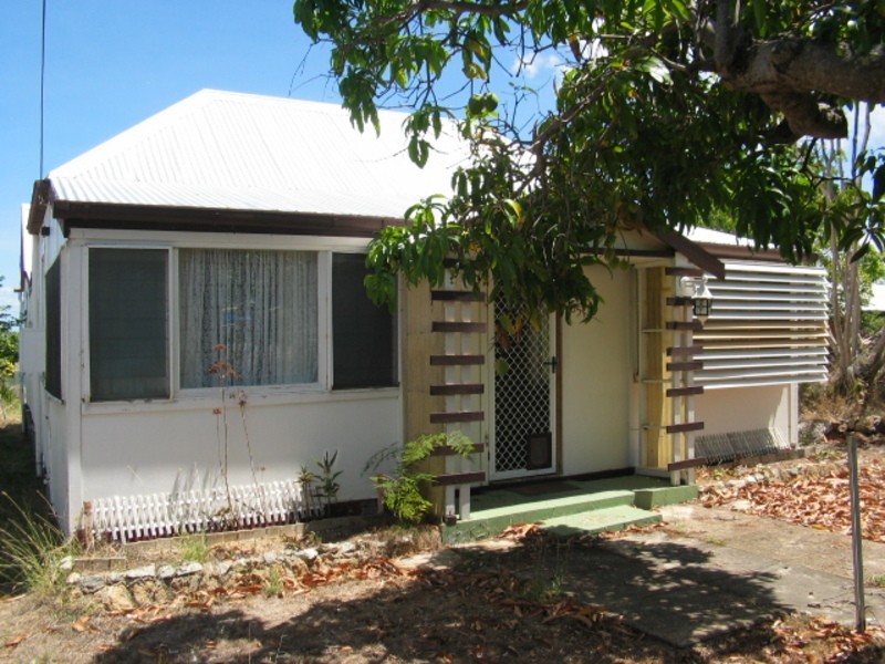 85 George Street, Bowen QLD 4805