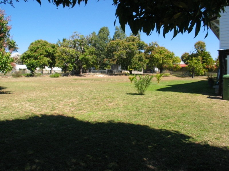 55 Livingstone Street, Bowen QLD 4805