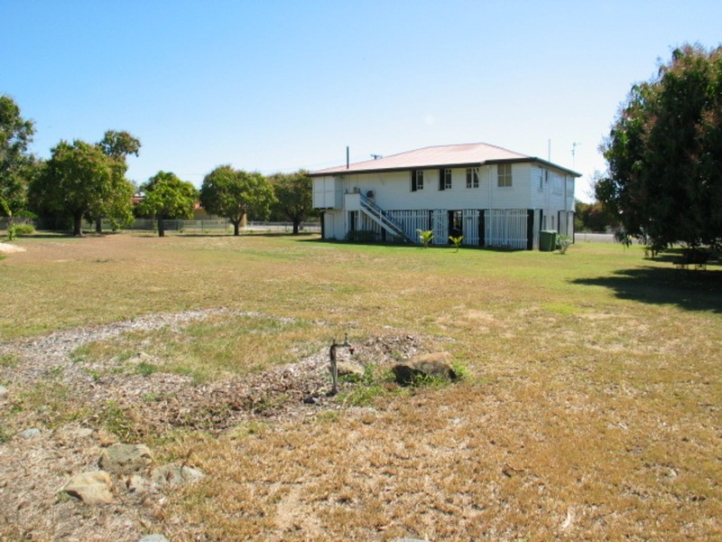 55 Livingstone Street, Bowen QLD 4805