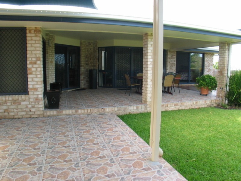 130 Ocean View Drive, Bowen QLD 4805