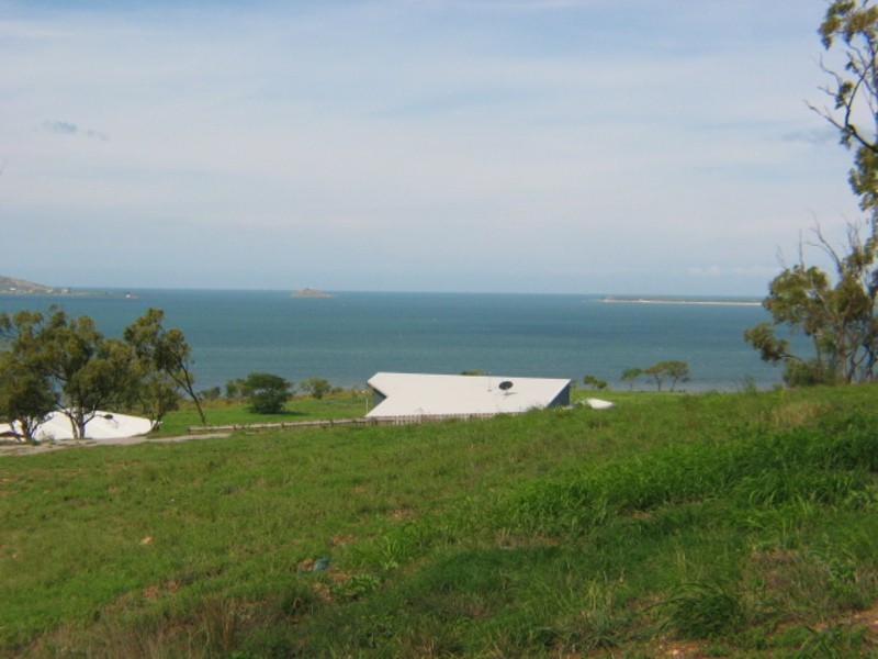 24 Seacove Crescent, Bowen QLD 4805