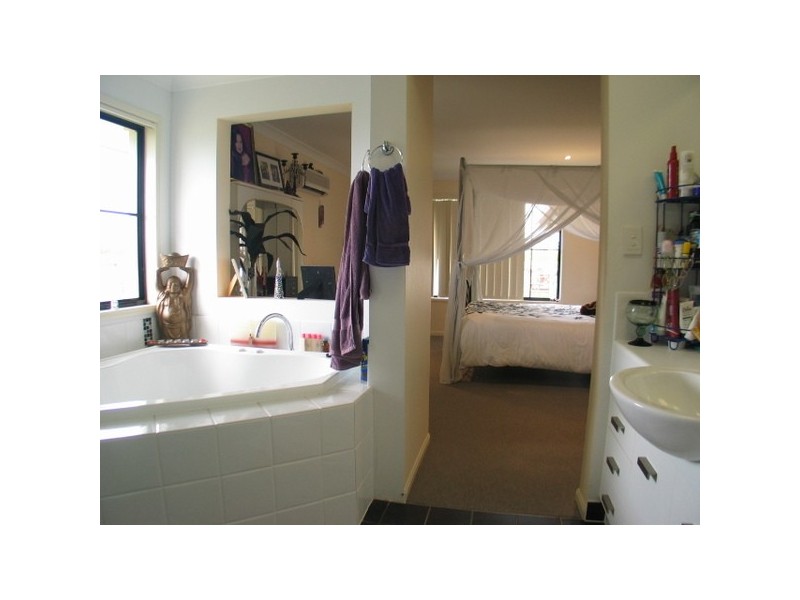 1 Kirkpatrick Court, Bowen QLD 4805