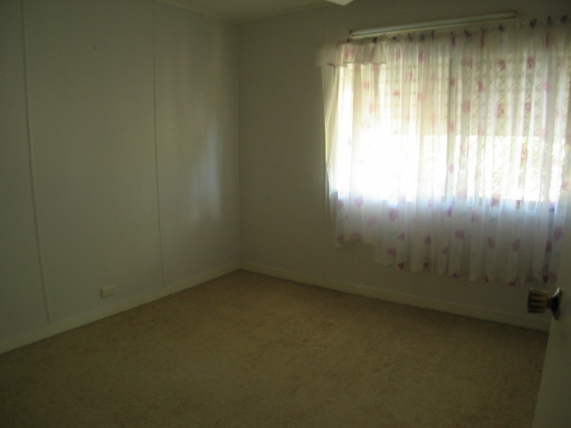 98 Kennedy Street, Bowen QLD 4805