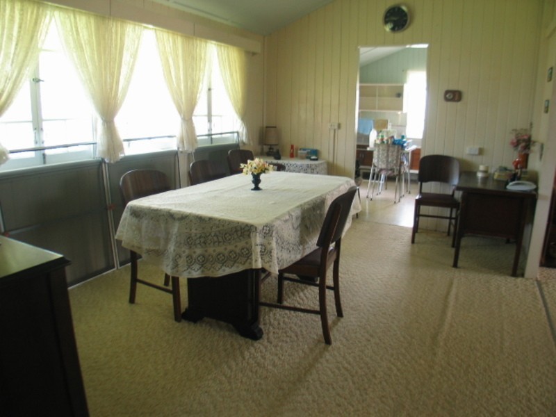25 Sinclair Street, Bowen QLD 4805