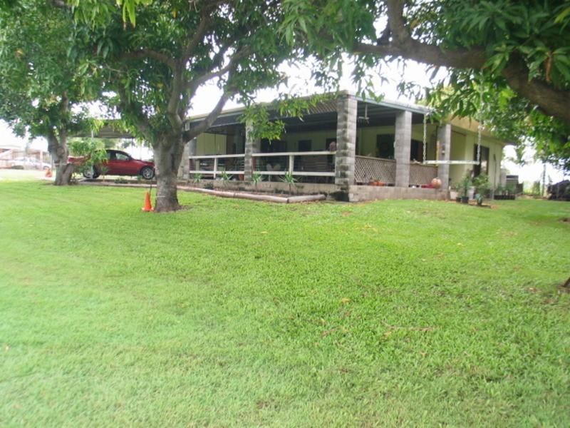 80 Hillview Road, Bowen QLD 4805