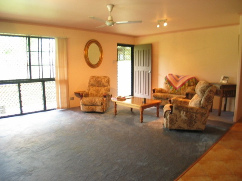 80 Hillview Road, Bowen QLD 4805