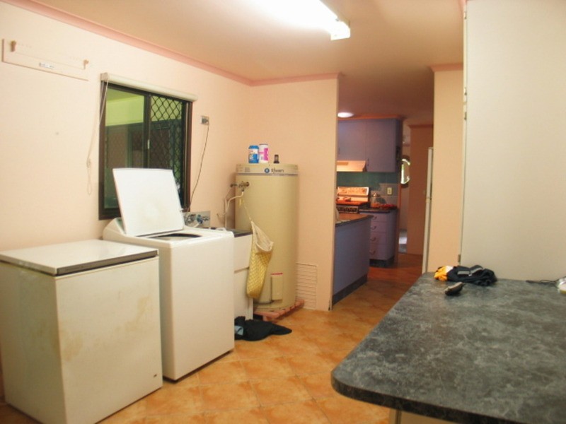 80 Hillview Road, Bowen QLD 4805