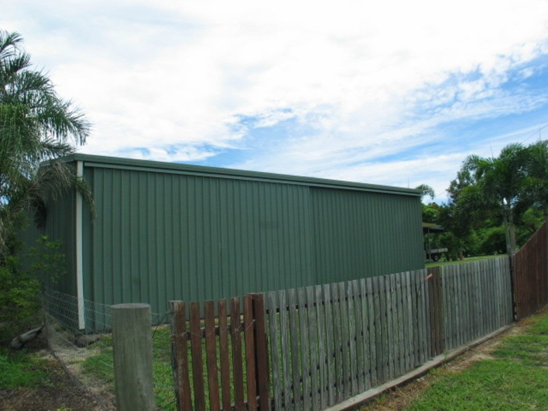 80 Hillview Road, Bowen QLD 4805