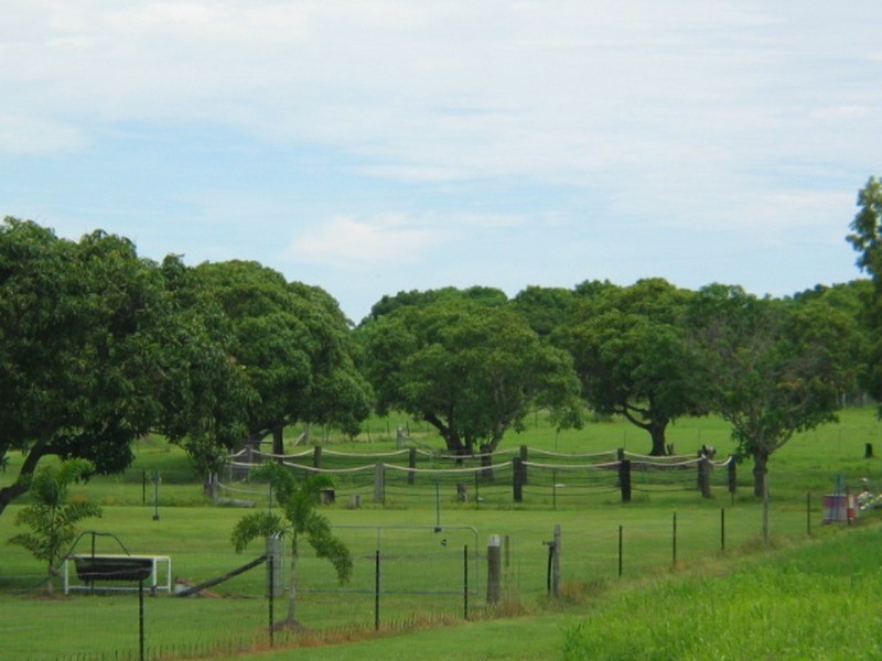 80 Hillview Road, Bowen QLD 4805