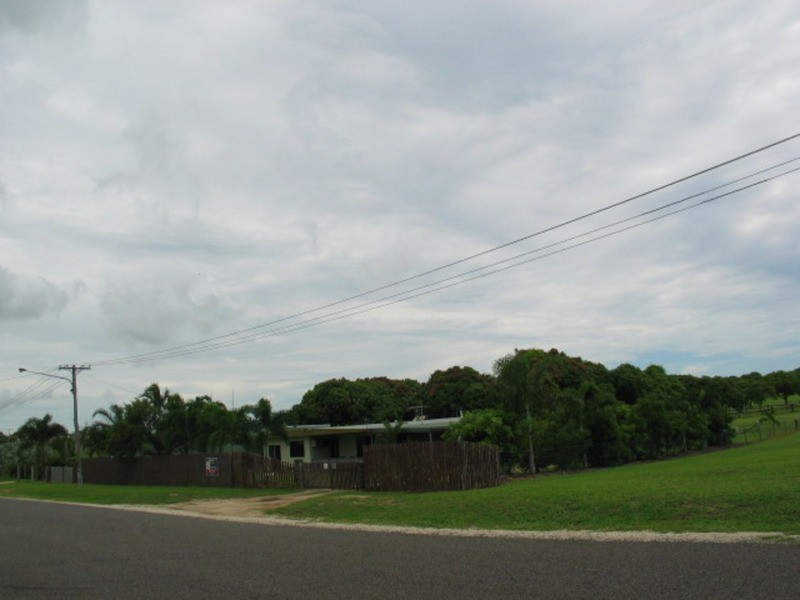 80 Hillview Road, Bowen QLD 4805