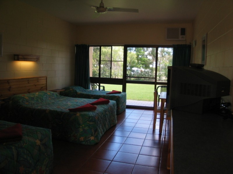 18512 Bruce Highway, Bowen QLD 4805