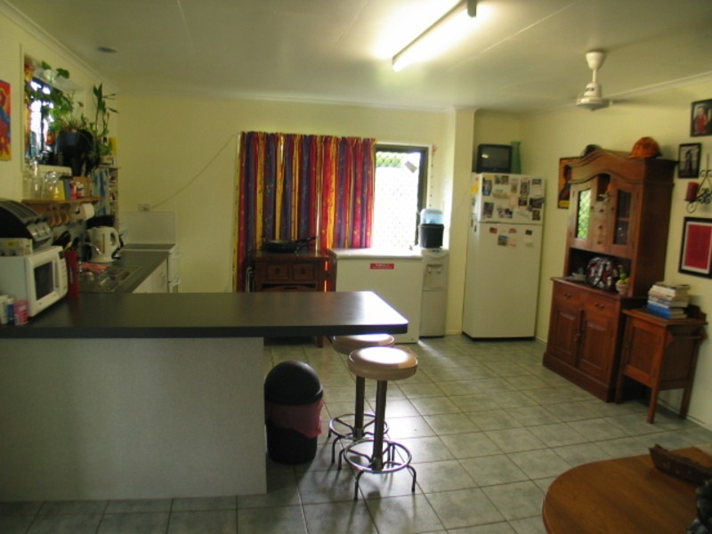 18101 Bruce Highway, Bowen QLD 4805