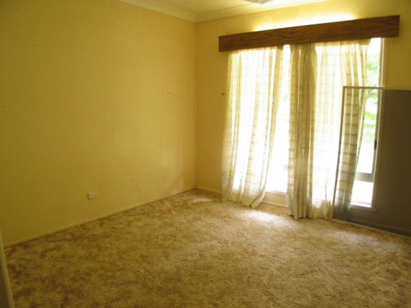 129 Flemington Road, Bowen QLD 4805