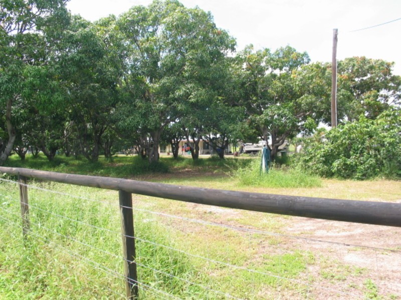 129 Flemington Road, Bowen QLD 4805