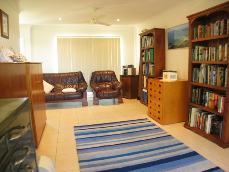 4/81 Tollington Road, Bowen QLD 4805