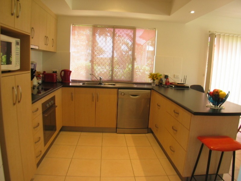 4/81 Tollington Road, Bowen QLD 4805