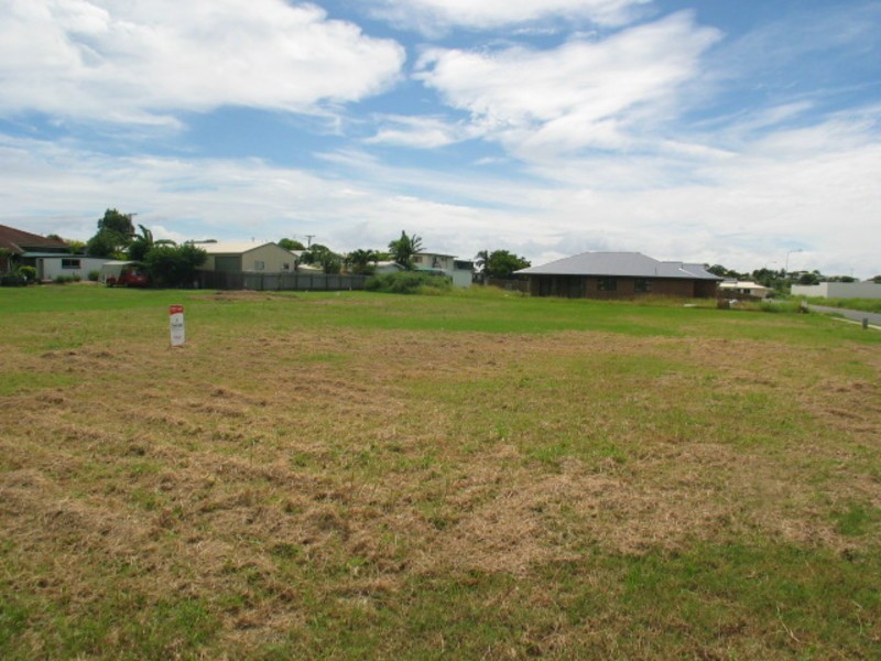 5 Hillview Place, Bowen QLD 4805