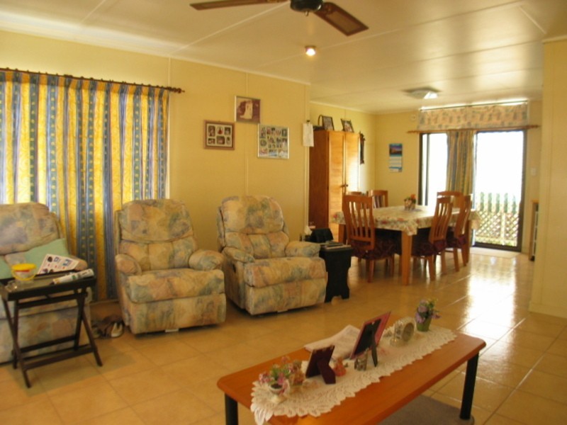 12 Sunset Crescent, Bowen QLD 4805