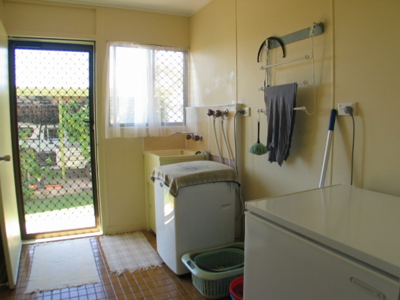 12 Sunset Crescent, Bowen QLD 4805