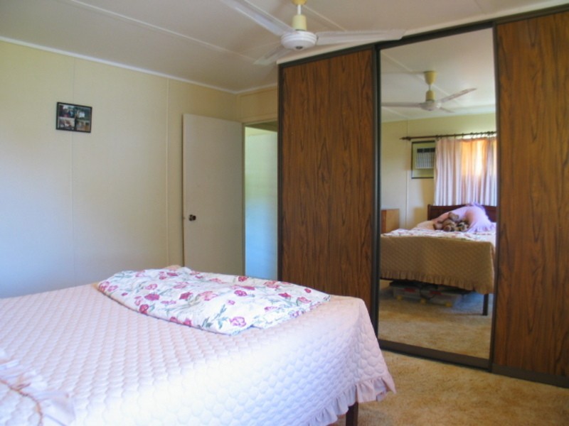 12 Sunset Crescent, Bowen QLD 4805