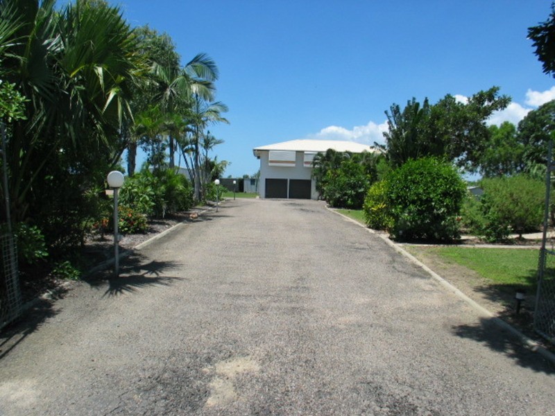 18588 Bruce Highway, Bowen QLD 4805