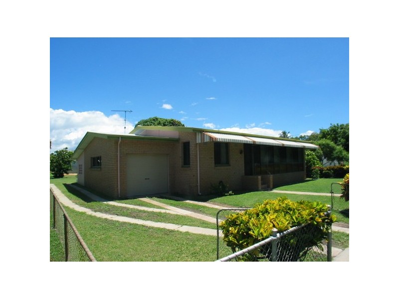 11 Golf Links Road, Bowen QLD 4805