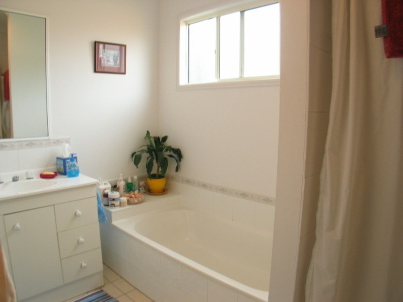 32 Murroona Street, Bowen QLD 4805