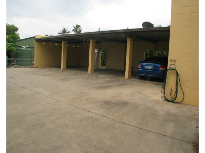 2/16 Avicennia Street, Bowen QLD 4805