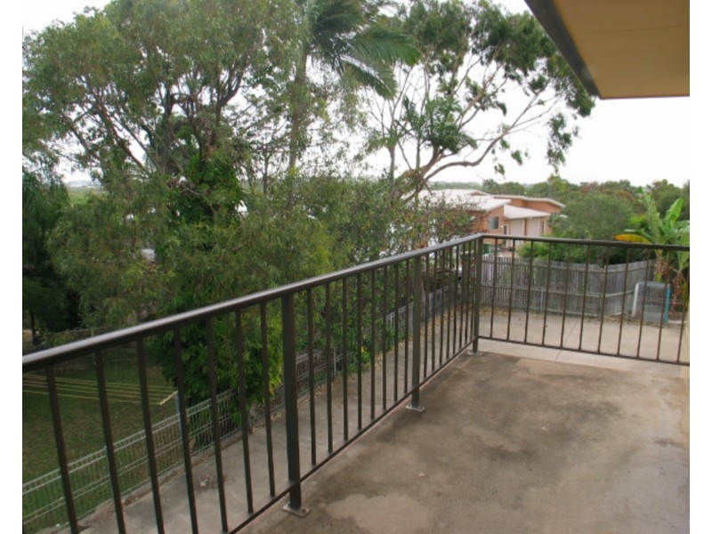 4/16 Avicennia Street, Bowen QLD 4805