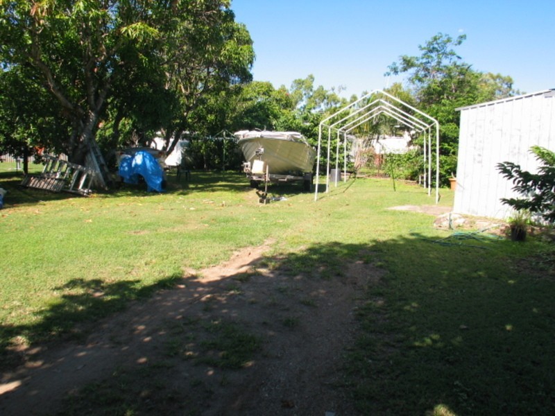 7 Queens Road, Bowen QLD 4805