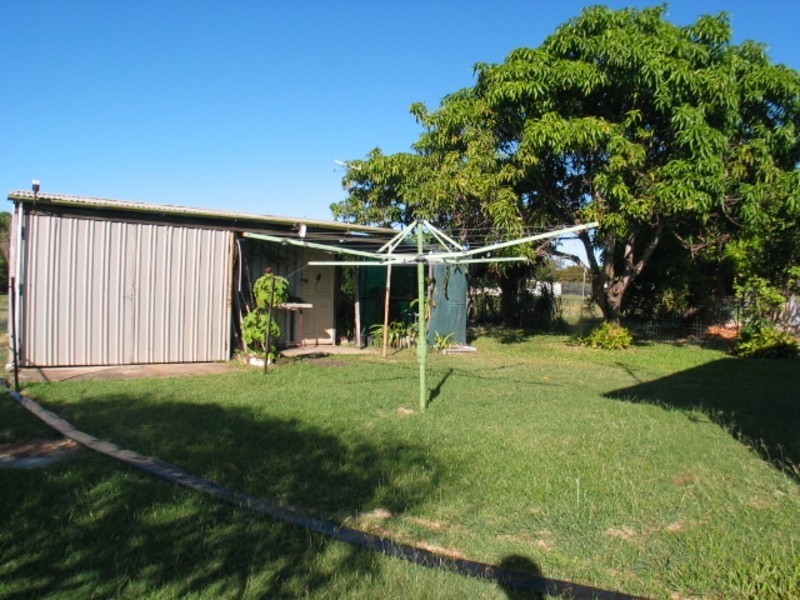 8 Korah Street, Bowen QLD 4805