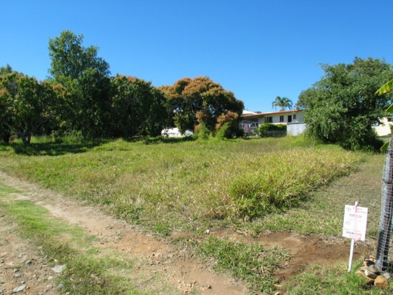 14 John Street, Bowen QLD 4805