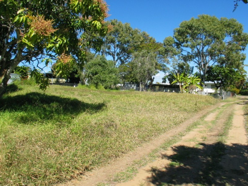 14 John Street, Bowen QLD 4805